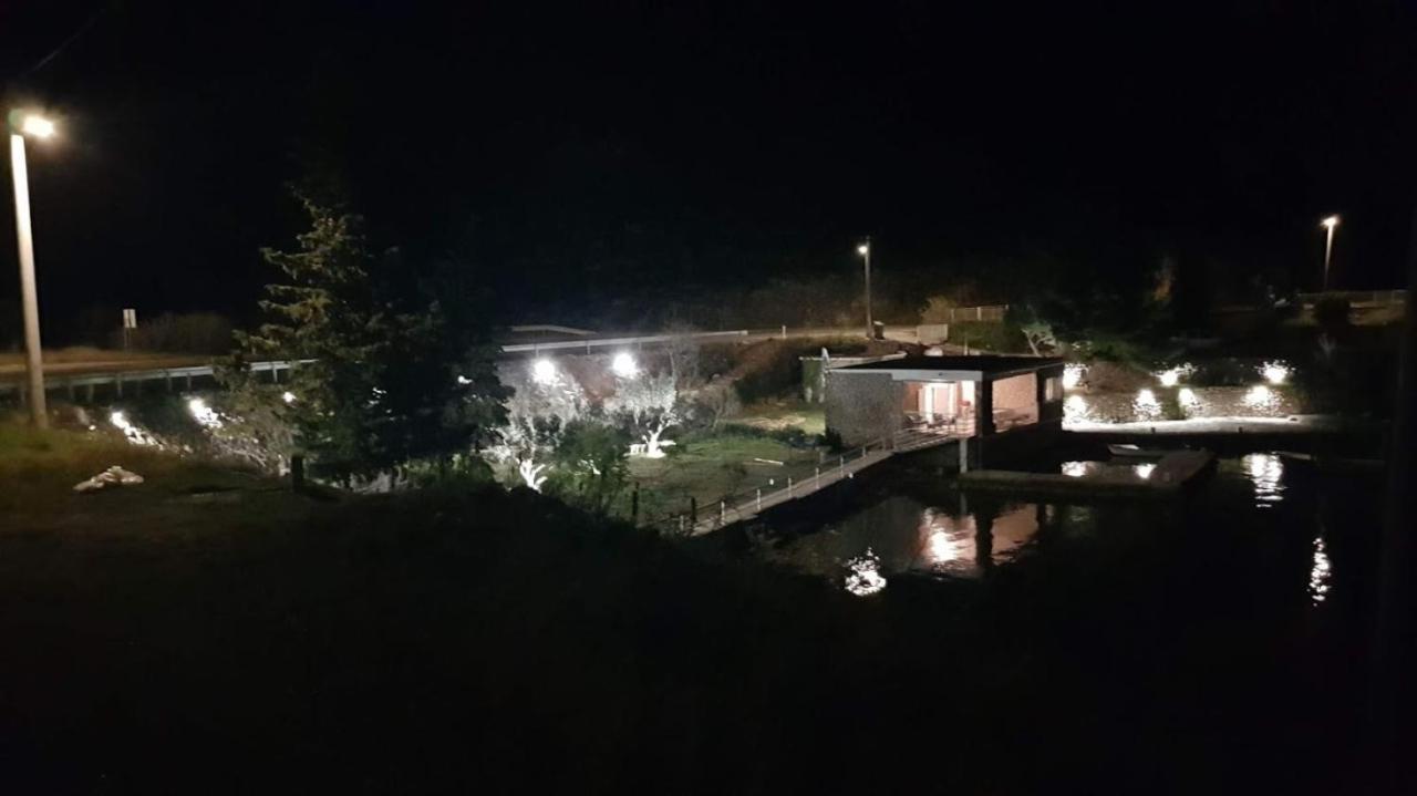 スタリグラード Kuca Za Odmor Jelenaヴィラ エクステリア 写真